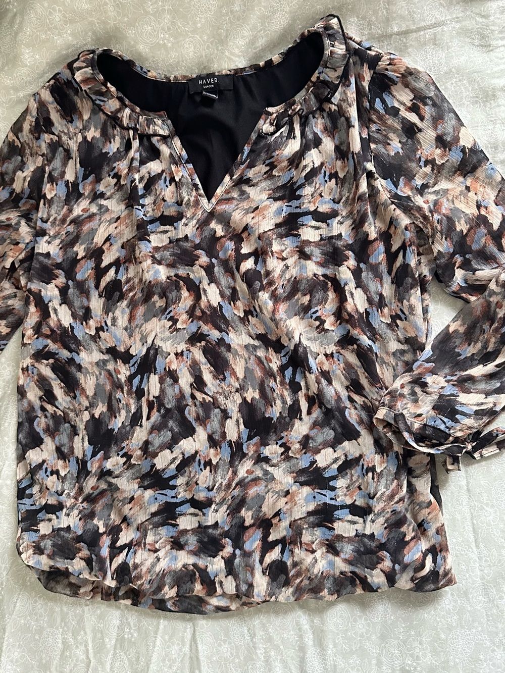Haver London Abstract Print Sheer Blouse Size Large Blue Gray Boho Artsy Career